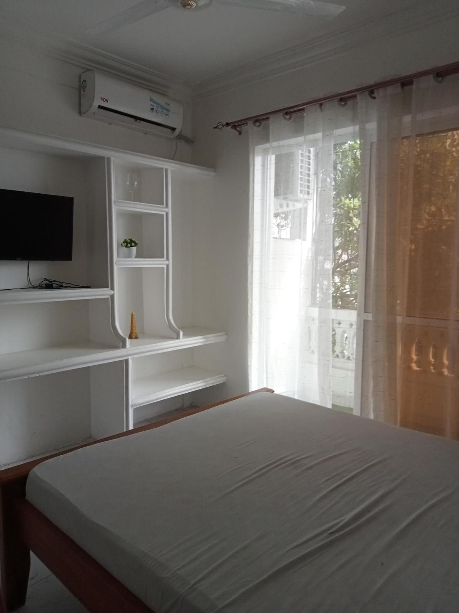Queens Luxury Studio Mombasa Exterior photo